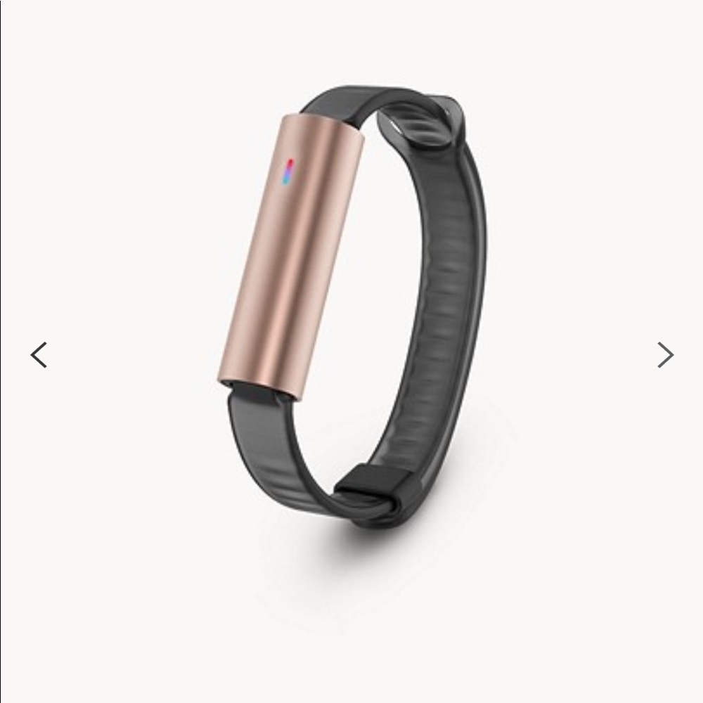 Fitness + sleep monitor